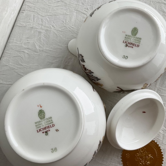 Wedgwood Bone China Lichfield Pattern Vintage Covered Sugar & Creamer Set - Picture 7 of 9